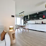 Casa de Férias Le Sourire - Maison Avec Jardin, Bureau & Bbq